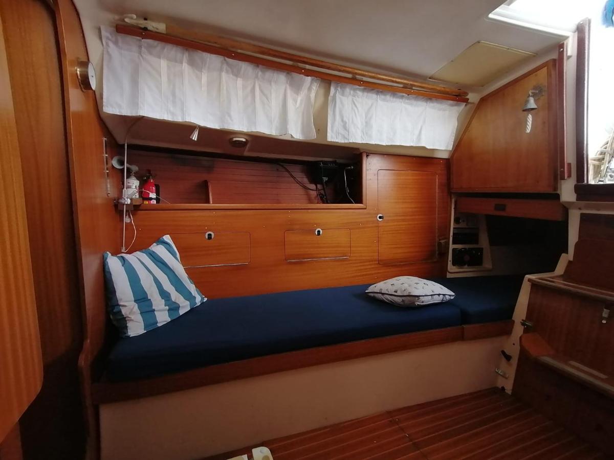 Cozy Sailboat In Barcelona!! No Showers Sant Adria de Besos Exterior photo