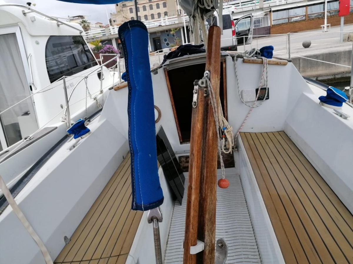 Cozy Sailboat In Barcelona!! No Showers Sant Adria de Besos Exterior photo