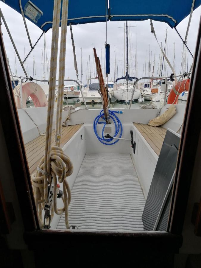 Cozy Sailboat In Barcelona!! No Showers Sant Adria de Besos Exterior photo